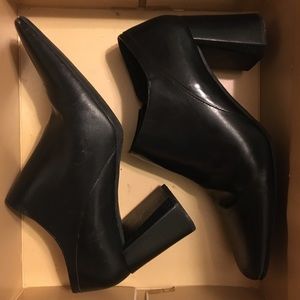 🌅Host Pick🌅 Smooth Leather Booties